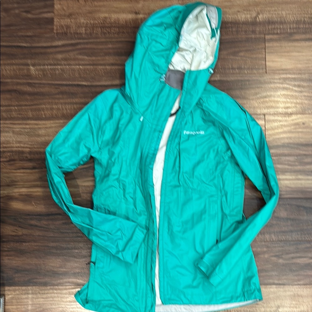 Patagonia Women's Teal Jacket